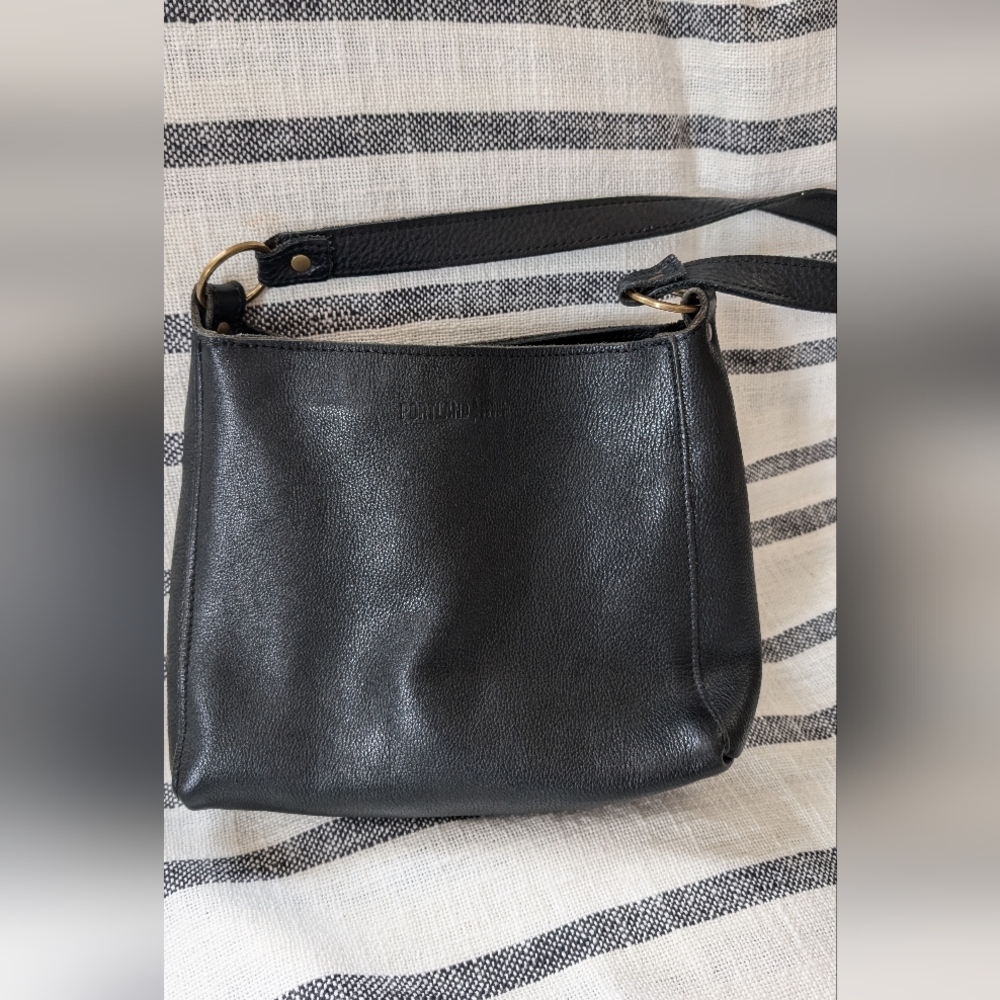 Portland leather triangle shoulder bag